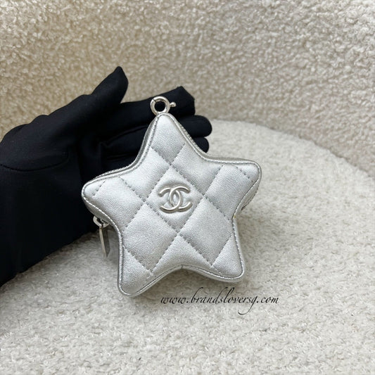 Chanel VIP Gift 24C Star Pouch Charm in Iridescent Silver Lambskin and SHW