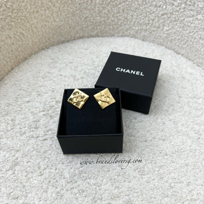 Chanel 24K Square CC Earrings in GHW (Model: ABE656)