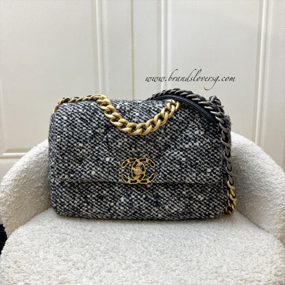 Chanel 19 Small Flap in Black and White Tweed Fabric and 3-tone HW