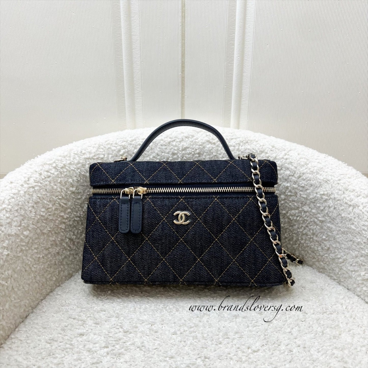[Local Set - Jan 2026] Chanel 26P Vanity / Clutch with Chain (LP Style Bag) in Dark Blue Denim and LGHW (Model: AP4385)