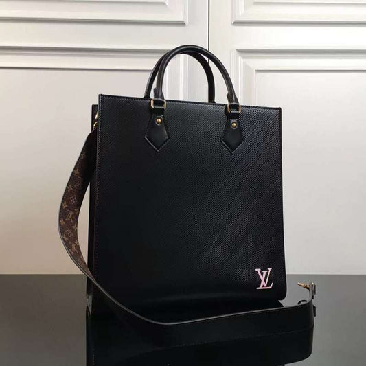 The Franco Shops - Louis Vuittons  - 12025