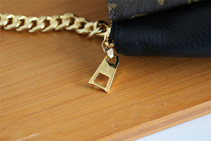 The Franco Shops - Louis Vuittons  - 7928