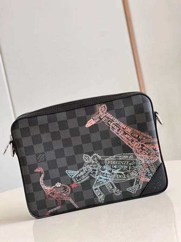 The Franco Shops - Louis Vuittons  - 12065