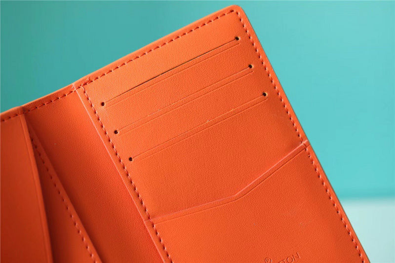 Franco Shops - Louis Vuittons  - 10747