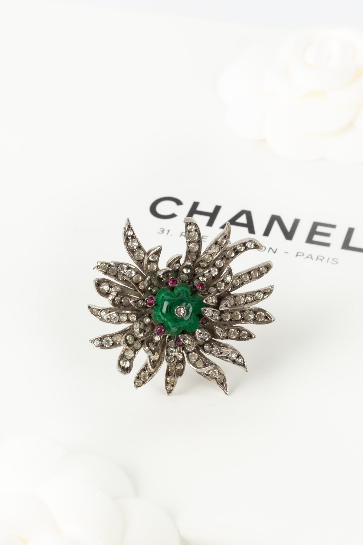 Broche Gripoix pour Chanel