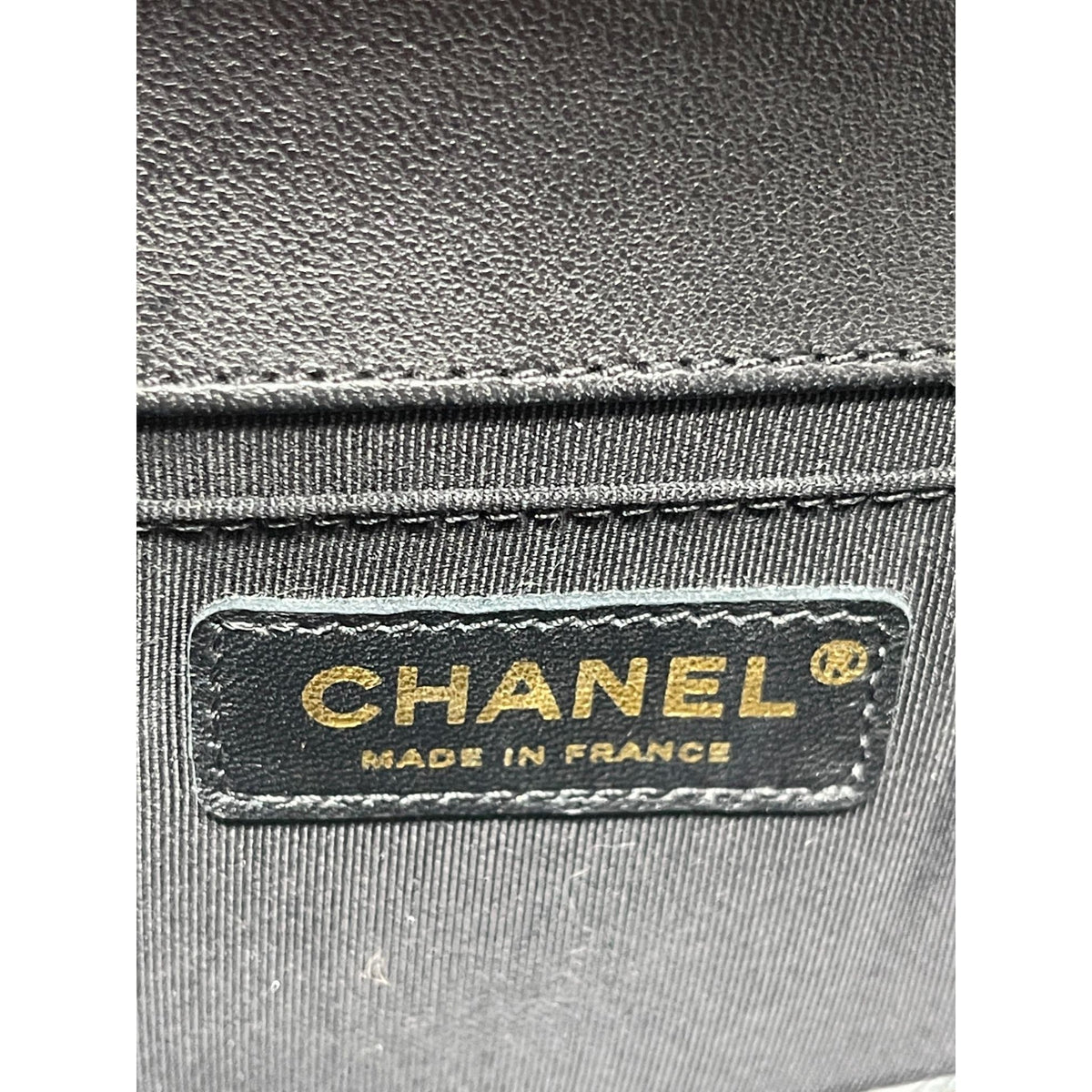 Chanel Chanel Boy New Bag Quilted Lambskin Old Medium - Black