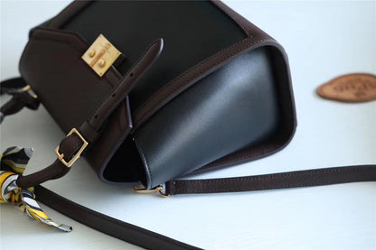 The Franco Shops - Louis Vuittons  - 7871