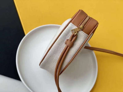 Yves Saint Laurent - Bags