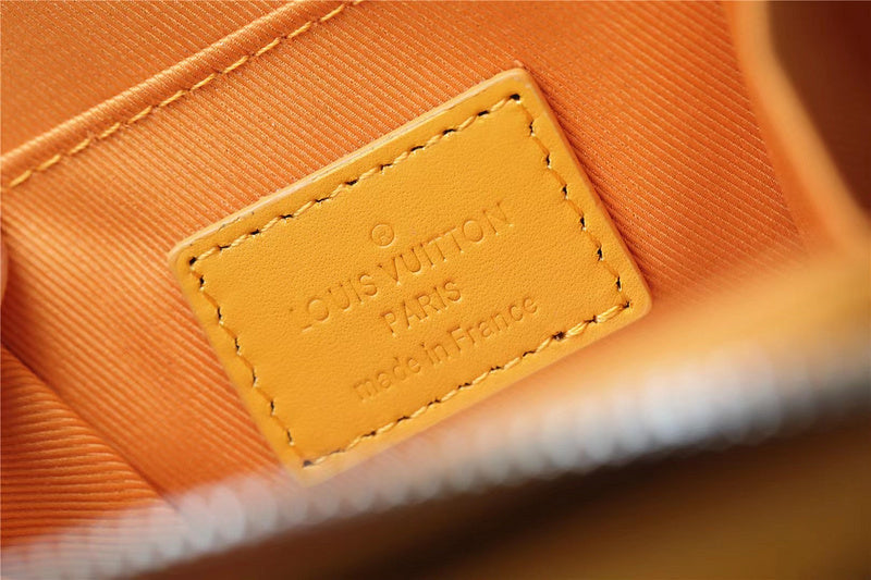 Franco Shops - Louis Vuittons  - 9975