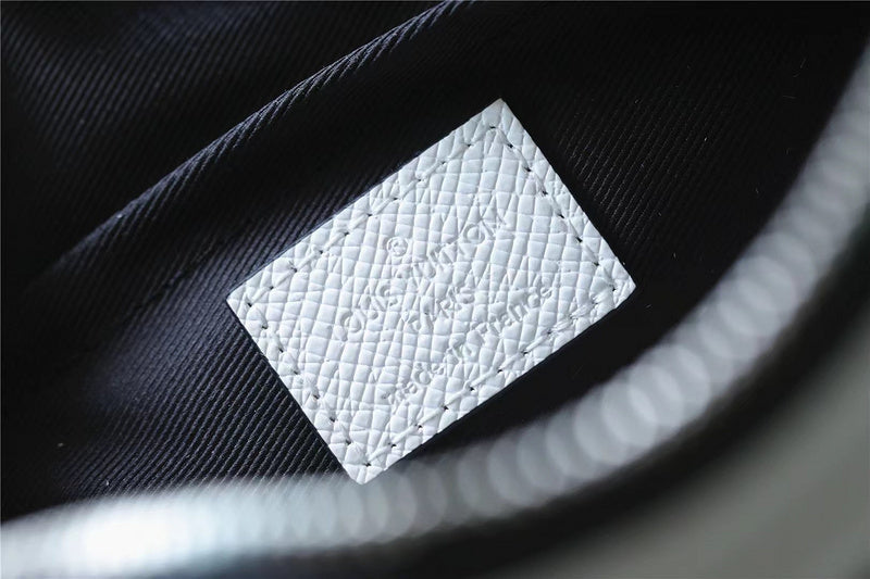 Franco Shops - Louis Vuittons  - 9949