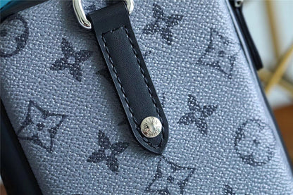 Franco Shops - Louis Vuittons  - 10383
