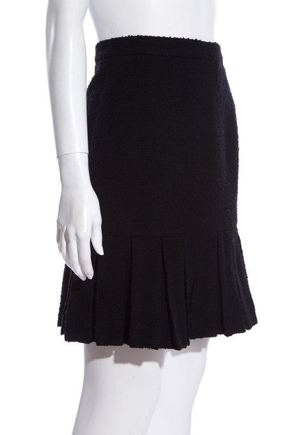 Chanel Black Tweed Pleated Bottom Skirt SZ 34