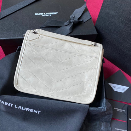 Yves Saint Laurent - Bags