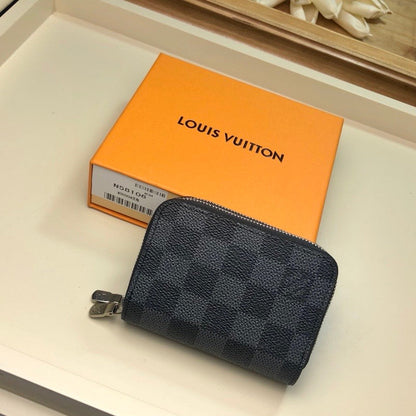 Franco Shops - Louis Vuittons  - 10885