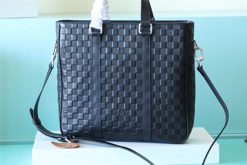 Franco Shops - Louis Vuittons  - 9799