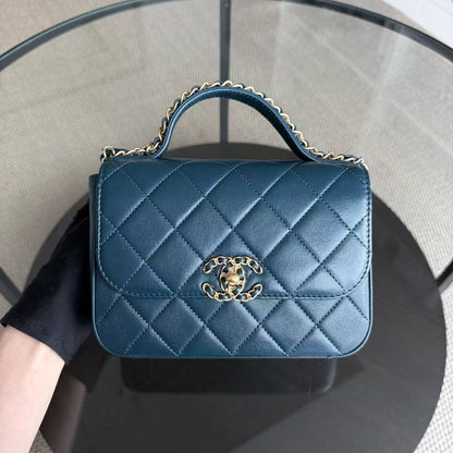 *Un* Chanel 19 Flap - C19 With Top Handle 19 Bag Quilted Lambskin Blue Gold Hardware Series 28