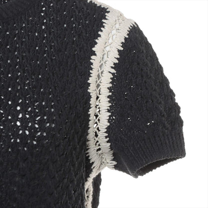 Chanel Coconut Button P72 Silk e One Earrings 36  Black