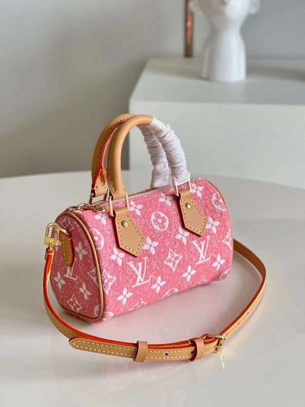 The Franco Shops - Louis Vuittons  - 12118