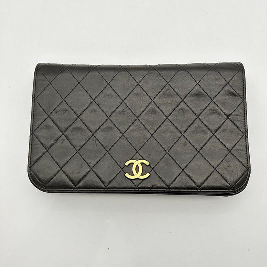 Chanel Quilted Classic CC Flap Bag - Black Shoulder Bags, Handbags ch55194ce