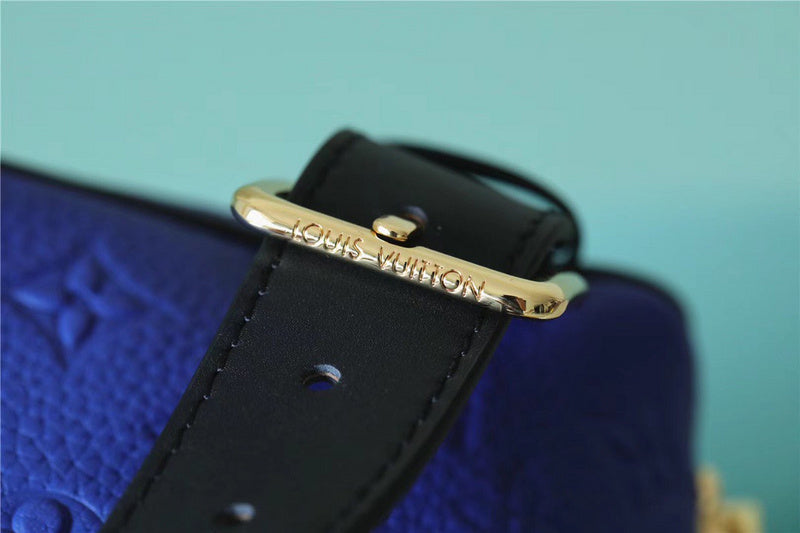 Franco Shops - Louis Vuittons  - 10699