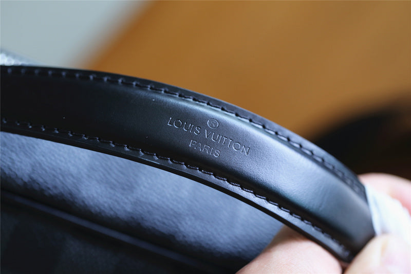 Franco Shops - Louis Vuittons  - 10395
