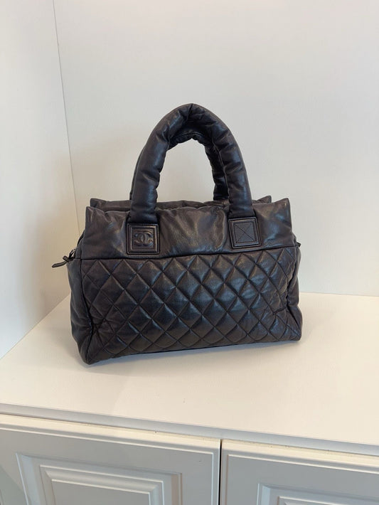 Vintage Chanel bag caviar leather black **cm