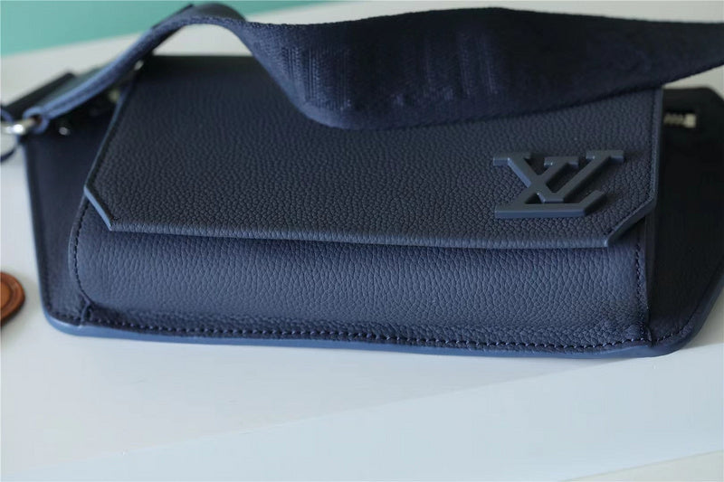 Franco Shops - Louis Vuittons  - 9980
