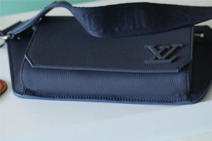 Franco Shops - Louis Vuittons  - 9980