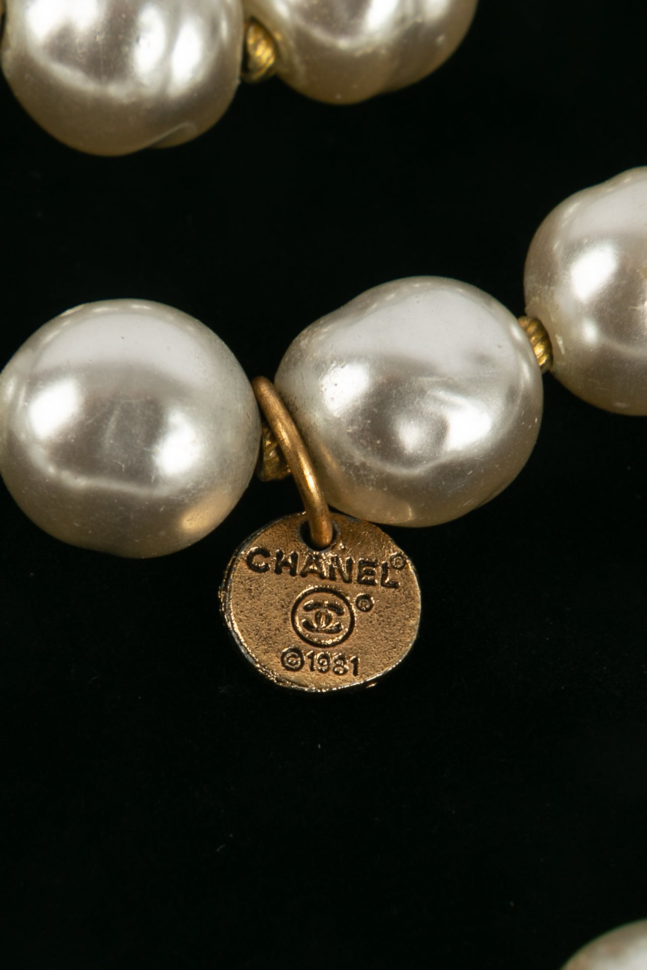 Collier / Sautoir Chanel 1981