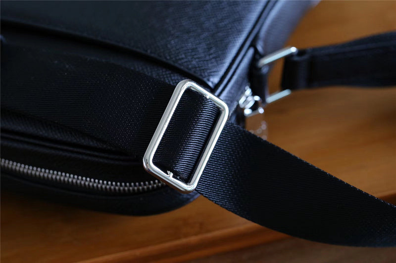 Franco Shops - Louis Vuittons  - 10373