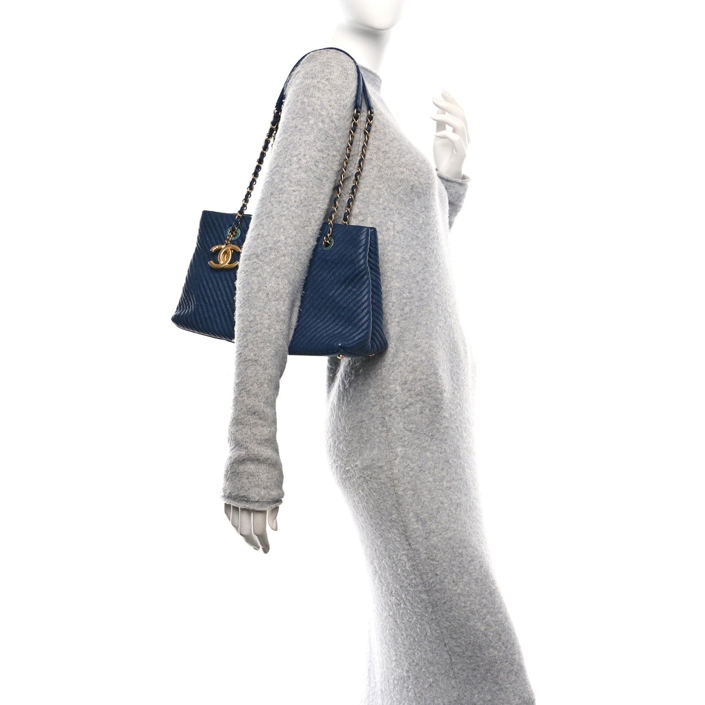 Wrinkled Lambskin Chevron Quilted Surpique Tote Navy Blue