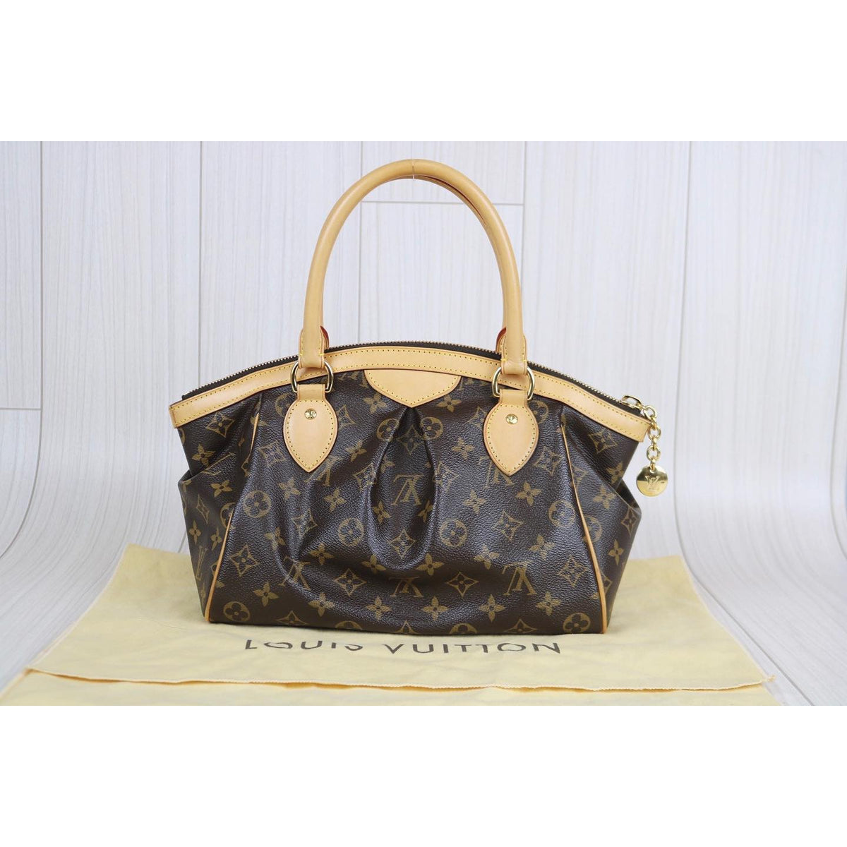 Rank A ｜    LV Monogram  Handbag    ｜111704