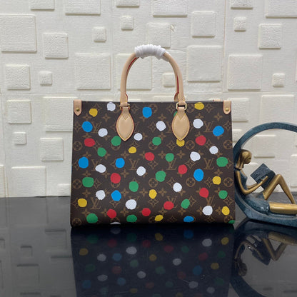 Franco Shops - Louis Vuittons  - 15794