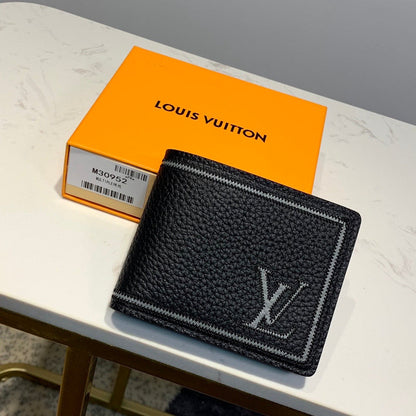 Franco Shops - Louis Vuittons  - 10958