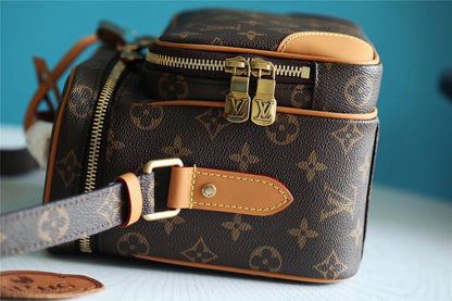 Franco Shops - Louis Vuittons  - 10443