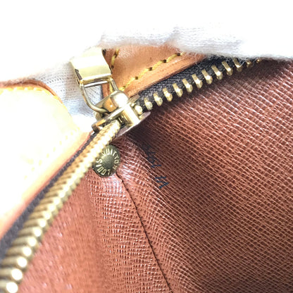 LOUIS VUITTON Shoulder Bag