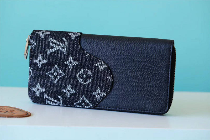 Franco Shops - Louis Vuittons  - 10774