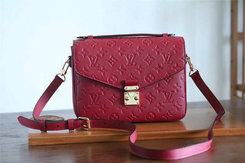 The Franco Shops - Louis Vuittons  - 7659