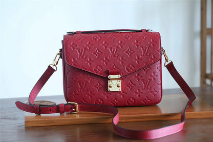 The Franco Shops - Louis Vuittons  - 7659
