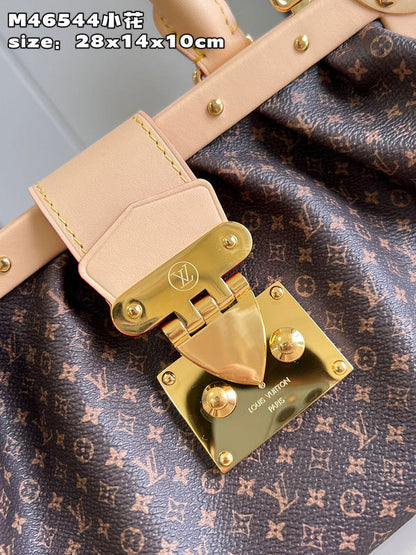 Franco Shops - Louis Vuittons  - 15474
