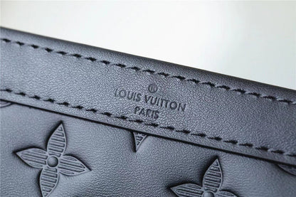 Franco Shops - Louis Vuittons  - 10239