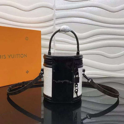 The Franco Shops - Louis Vuittons  - 12057