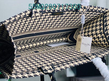 Christian Dior Bags Bags - The Tote   112