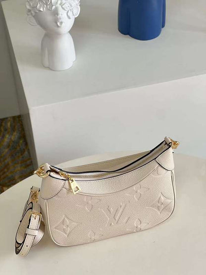 The Franco Shops - Louis Vuittons  - 12036