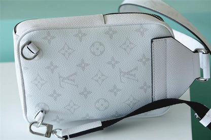 Franco Shops - Louis Vuittons  - 9897