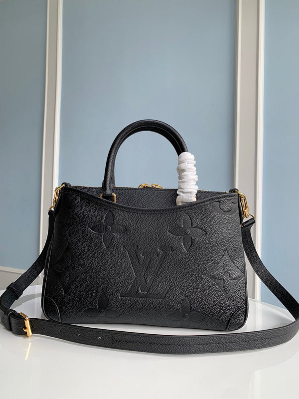Franco Shops - Louis Vuittons  - 15407