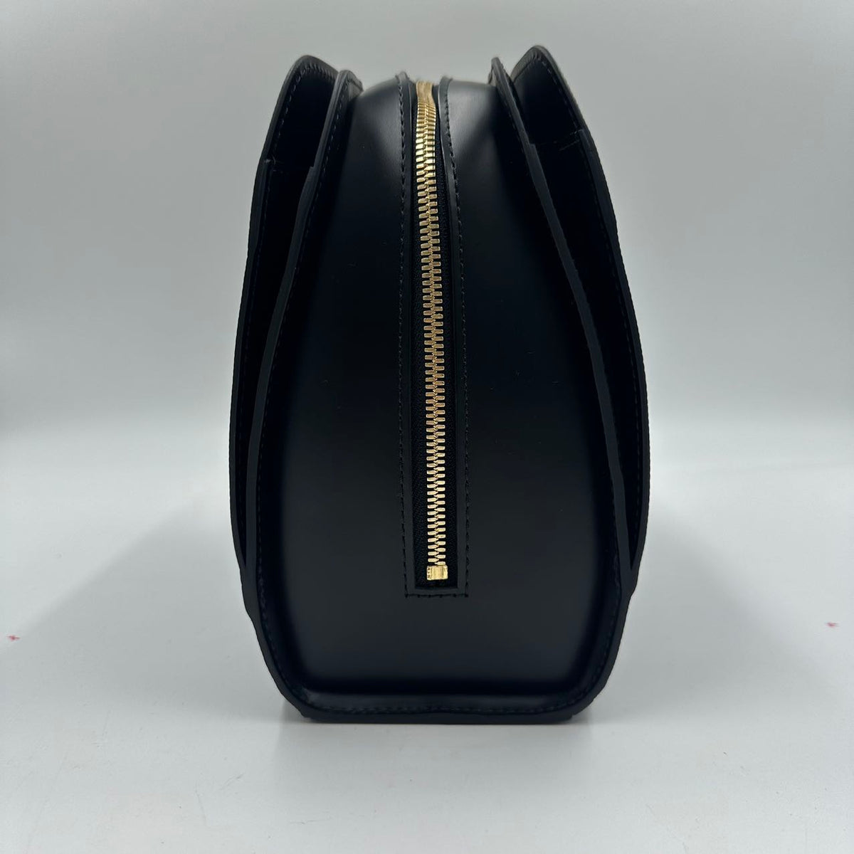 LOUIS VUITTON<br>Epi Pont Neuf Bag