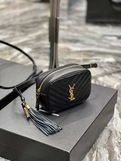 Yves Saint Laurent Lou Belt Bag Black