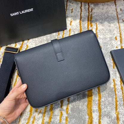 Yves Saint Laurent - Bags   071