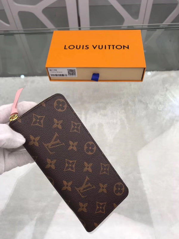 Franco Shops - Louis Vuittons  - 9419